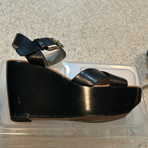 GUC Michael Kors Leather Platform Sandal - Size 8M - Picture 8 of 16